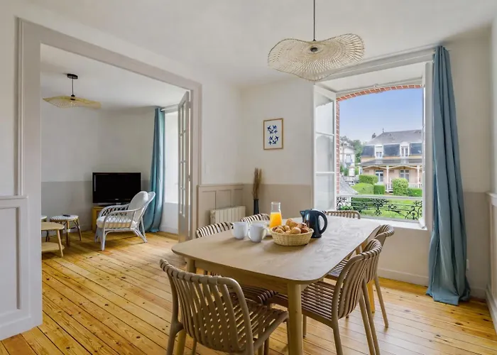 Les Du Grand Hotel, 2 En 1 הולגאט